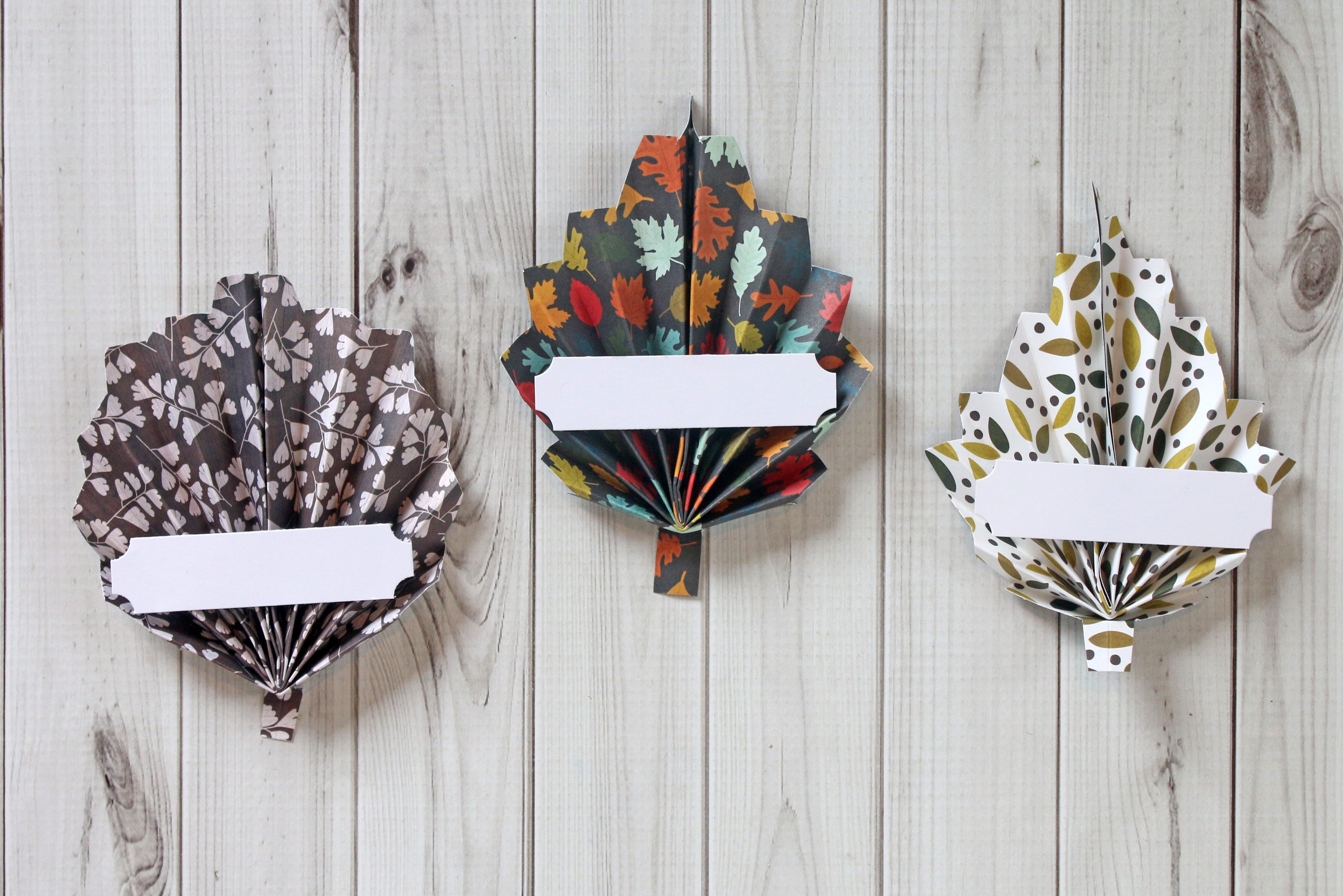 Folding Leaf Place Cards
