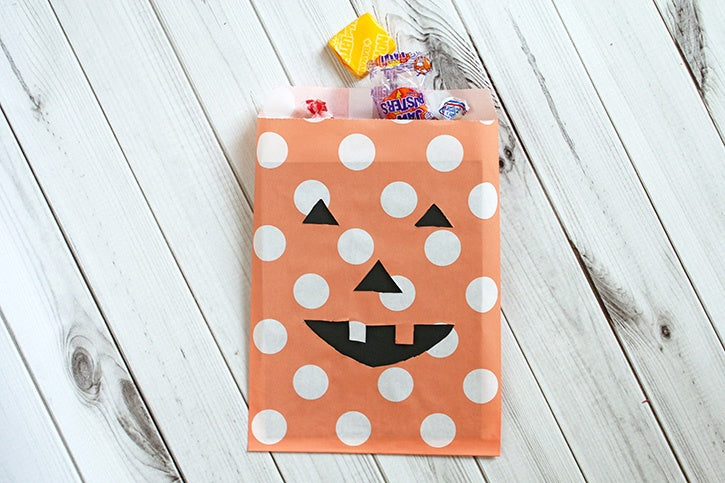Jack-O-Lantern Treat Bags