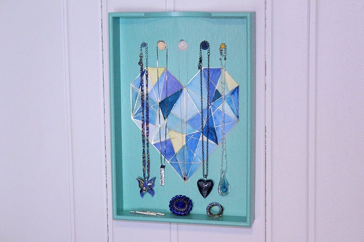 How to Upcycle An Old Tray Into A Jewelry Display