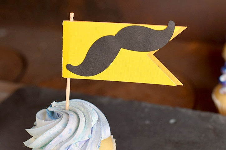 Father’s Day Mustache Cupcake Topper