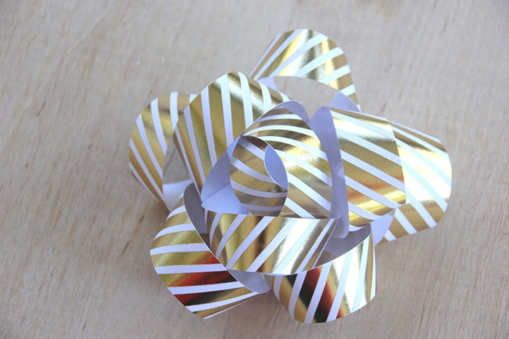DIY Paper Bow Tutorial
